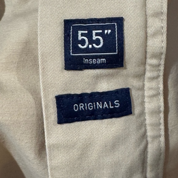 Chubbies Men's khaki chino Shorts - Picture 4 of 4